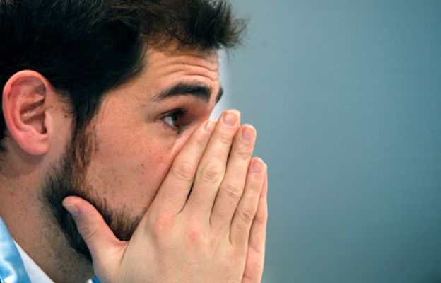  - Casillas pide ayuda para Haití