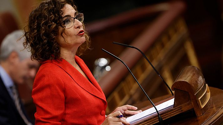 Informativo 24h - Montero defiende que los PGE luchan contra la crisis y transformarán España