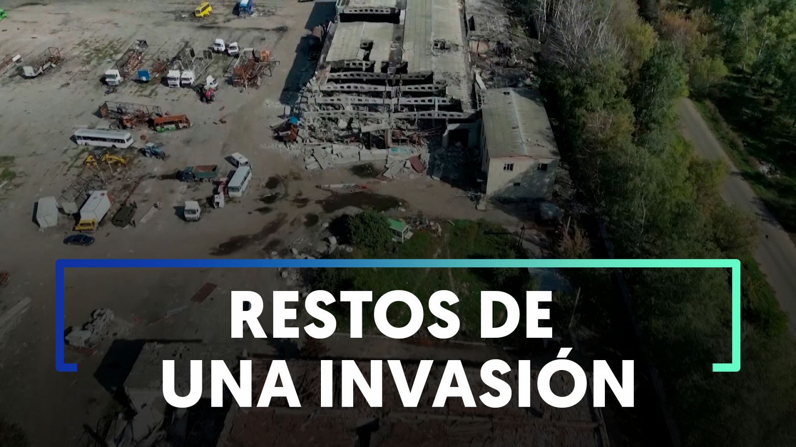 Los restos que dejó el Ejército ruso en una base abandonada en Balakliya