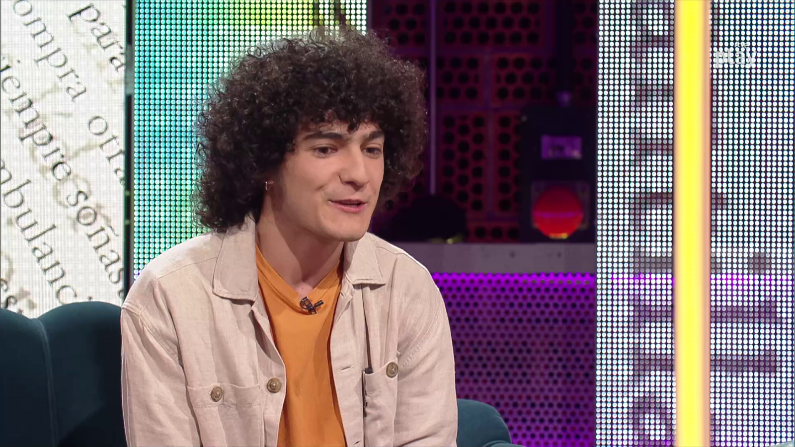 Culturas 2 - Entrevista al poeta Mario Obrero - Culturas 2 | Ver