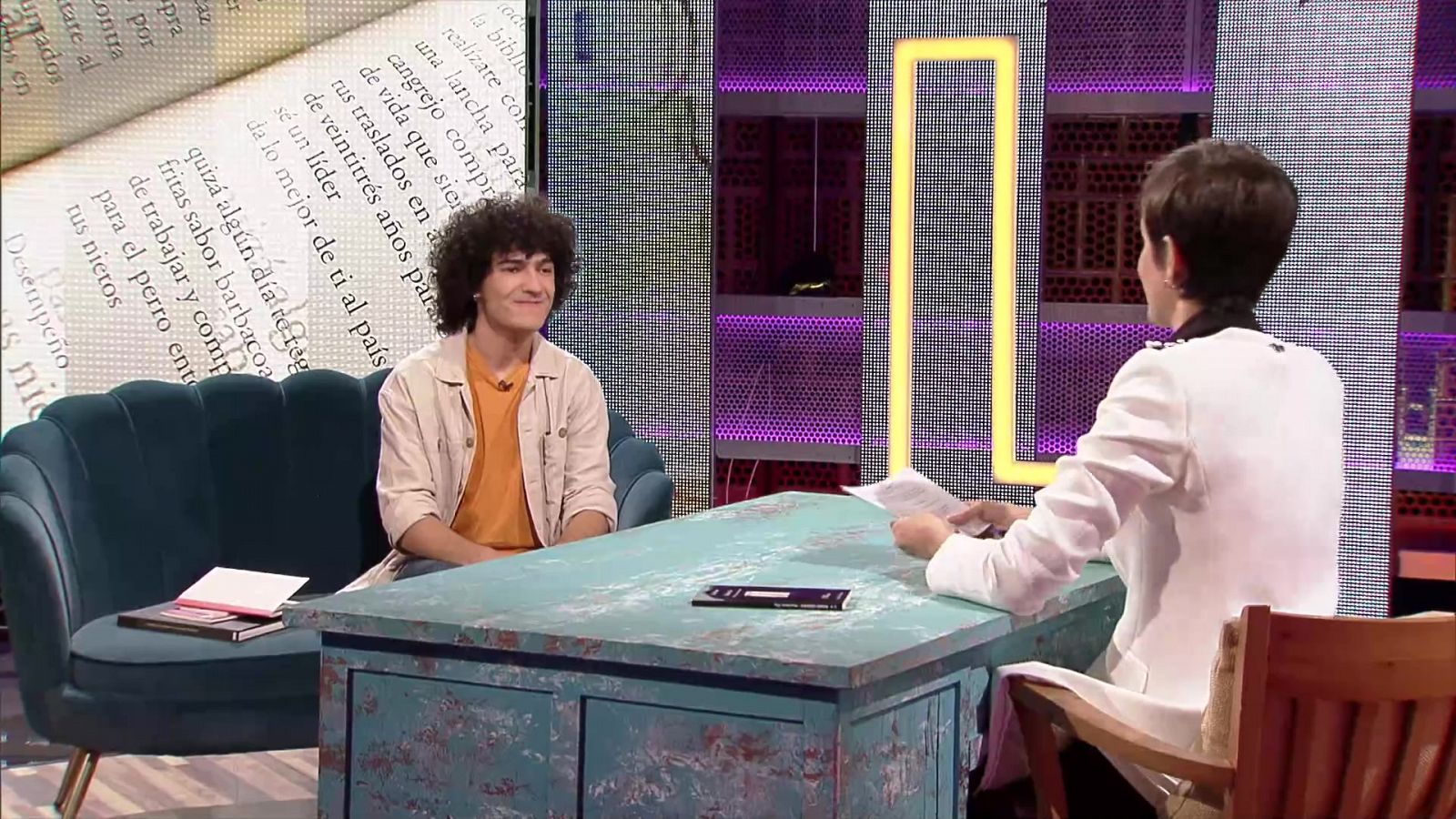 Culturas 2 - Dos jóvenes artistas: el poeta Mario Obrero y el rapero YSY A - ver ahora