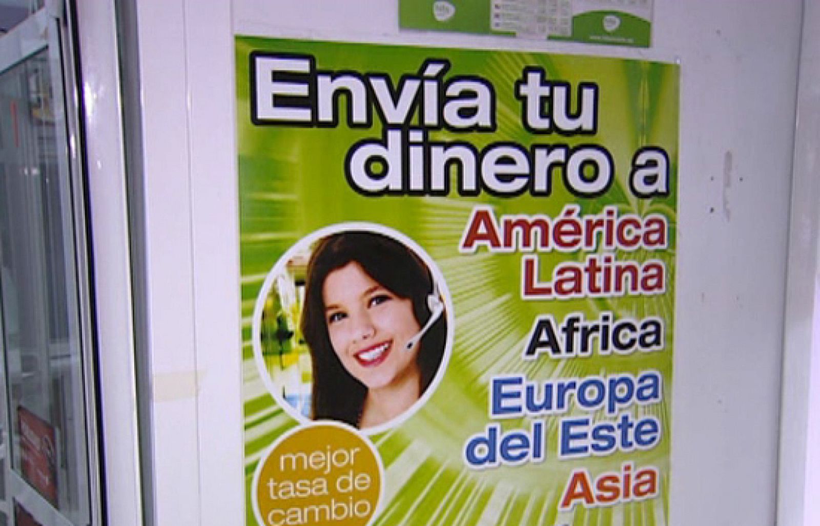 Alrededor del 16% del dinero que los inmigrantes envían a sus países no se contabiliza | Ver