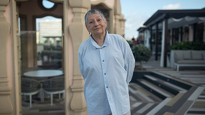 Página Dos - Liudmila Ulítskaya abandonó Moscú y se ha afincado en Berlín