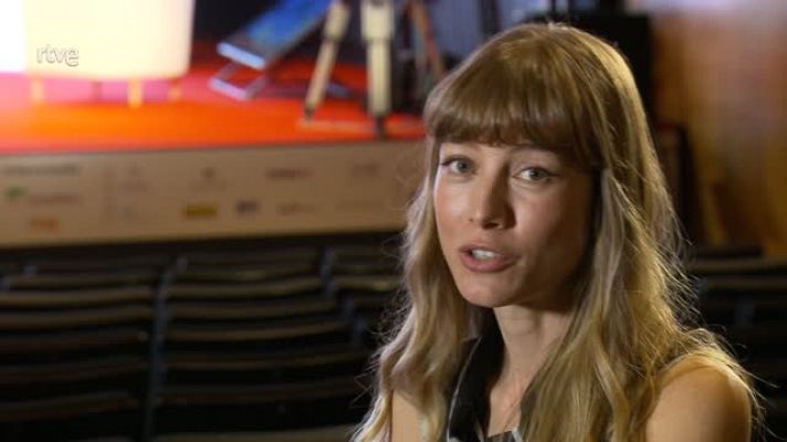 Días de cine - Días de Cine: El momento favorito (bis) de Charlotte Vega: Cancion sin nombre.