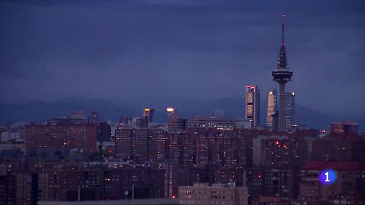 Telediario Fin de Semana - España, el país europeo que más gasta en luz viaria