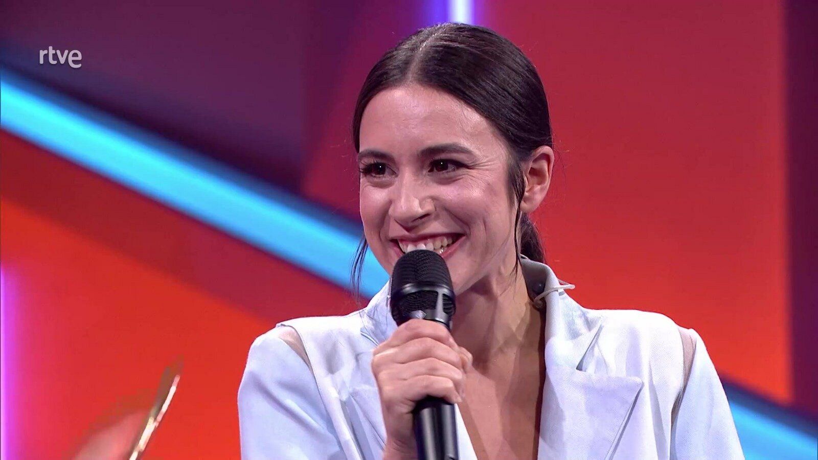 Entrevista a Blanca Paloma en la gala 'Benidorm Fest: los elegidos' - Benidorm Fest | Ver