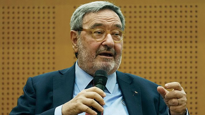 Telediario Fin de Semana - Narcís Serra desvela que autorizó dispositivos para permitir y ocultar aspectos de la vida del rey Juan Carlos I