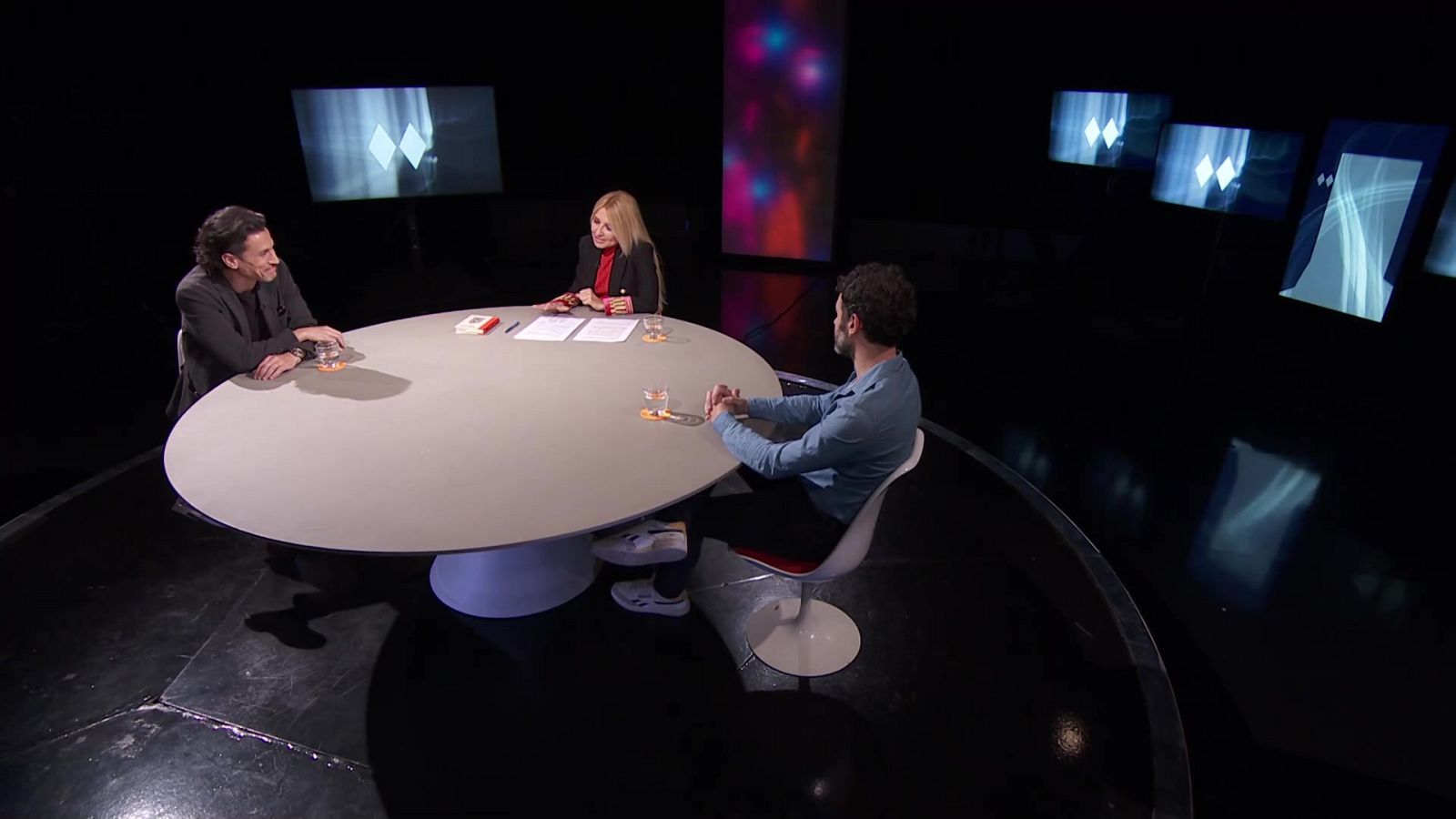 Versión española - "El doble" y "La broma" (presentación) - ver ahora