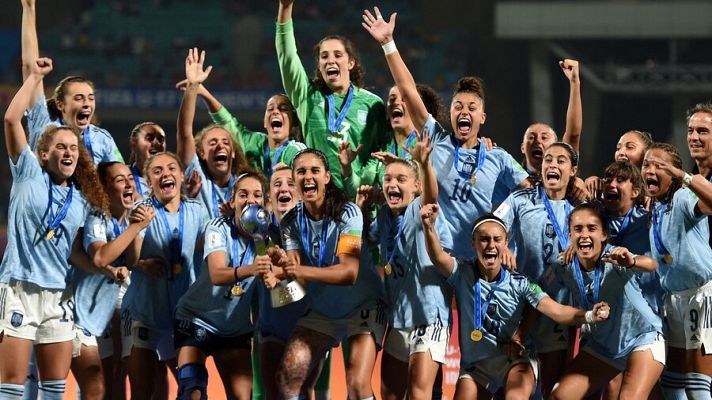 Telediario Matinal - La selección española se proclama campeona en el Mundial femenino sub-17