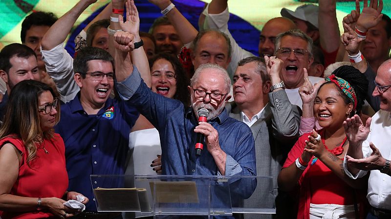 Lula da Silva vuelve al poder en Brasil con casi el 51% de los votos