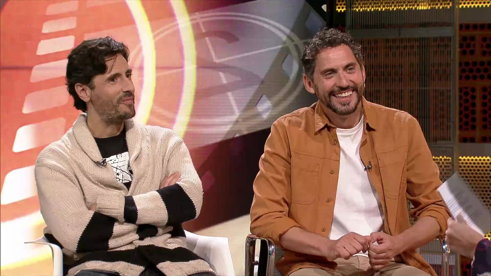 Culturas 2 - Miramos a los ojos de Paco León y Juan Diego Botto - ver ahora