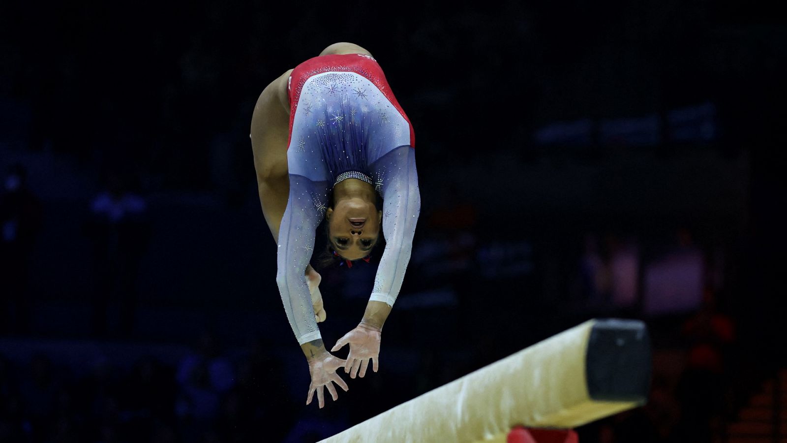 Gimnasia artística - Campeonato del Mundo. Final equipos femenina - RTVE Play