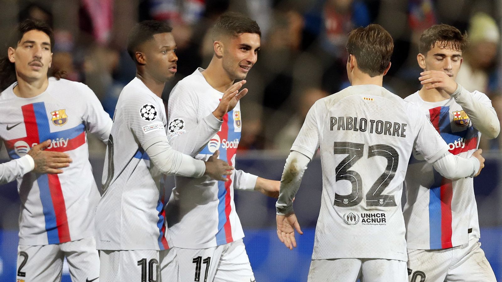 El Barcelona vence al Viktoria Plzen con un gran Ferran Torres        