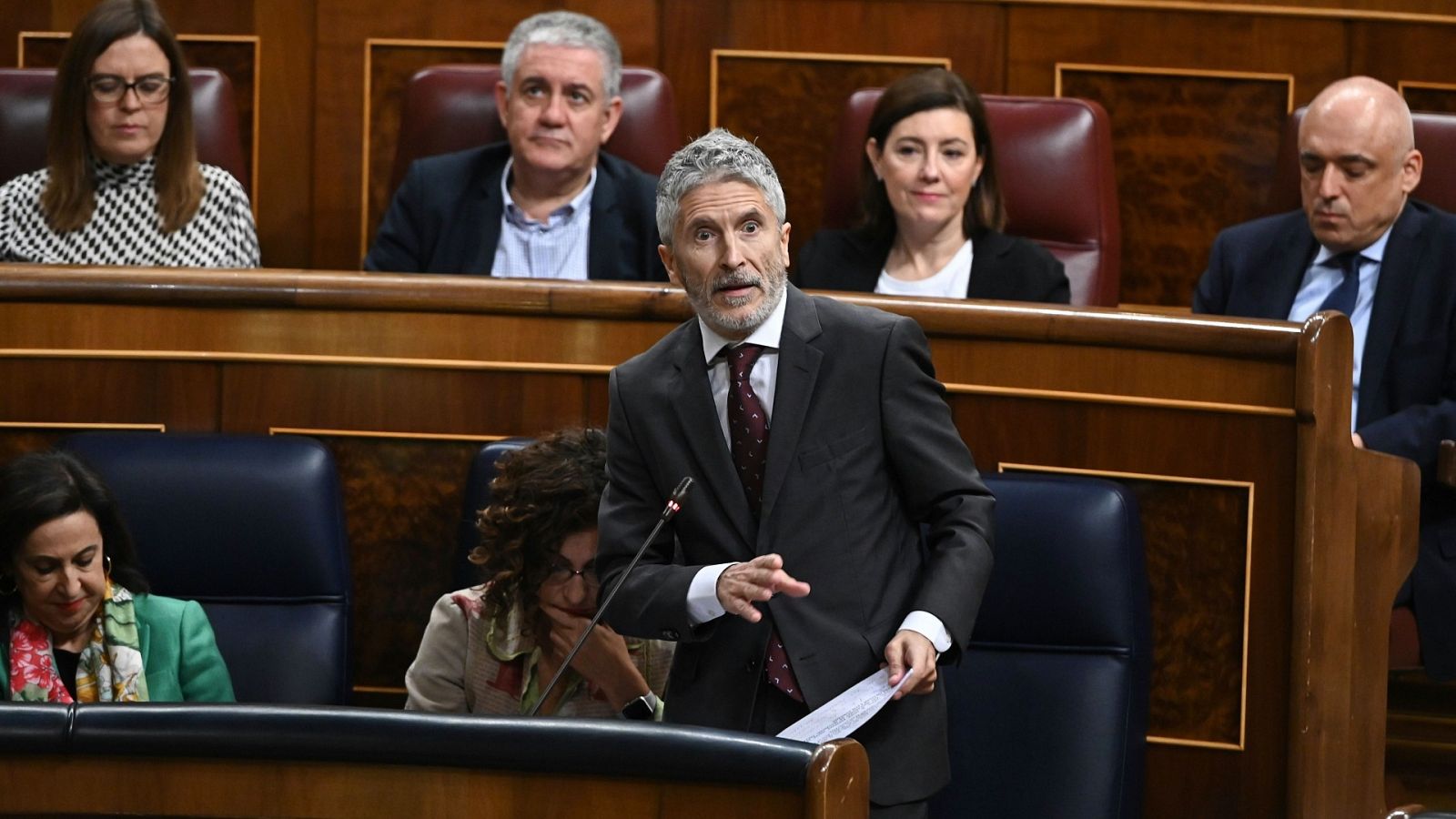 Marlaska insiste en apoyar a la Guardia Civil tras el documental de BBC