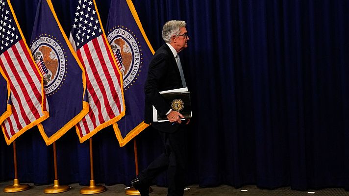 Telediario 2 - La Reserva Federal de EE.UU. eleva los tipos de interés 0,75 puntos hasta el 4%, sexta subida del año