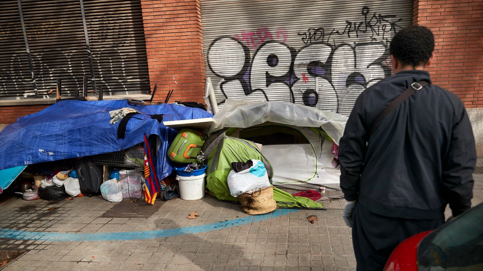 Tres de cada diez hogares en España no puede vivir en "condiciones dignas", según un informe de Cáritas