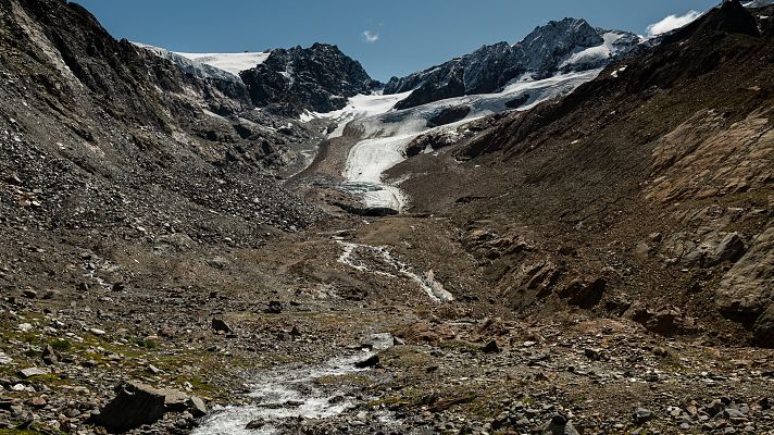 Telediario 1 - Los glaciares pierden cada año 58.000 toneladas de hielo