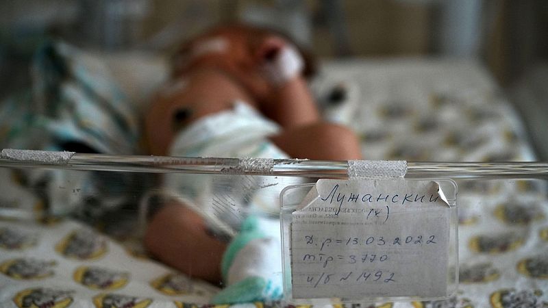 Las secuelas de la guerra en la maternidad: aumentan las césareas y los nacimientos prematuros en Ucrania