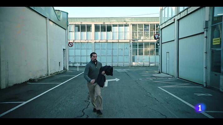 Telediario 1 - Paco León y Leonor Watling protagonizan 'No mires a los ojos', basada en una novela de Juan José Millás