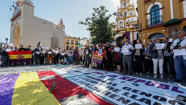 Telediario Fin de Semana - Homenaje en Sevilla a las víctimas de Queipo de Llano