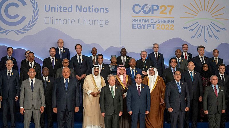 Salir o no salir en la foto, el primer gesto ante el calentamiento global en la COP27