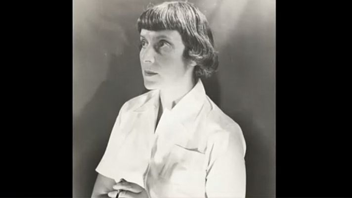 RTVE Igualdad - Exposición de la obra de Ilse Bing, "la reina de la Leica"