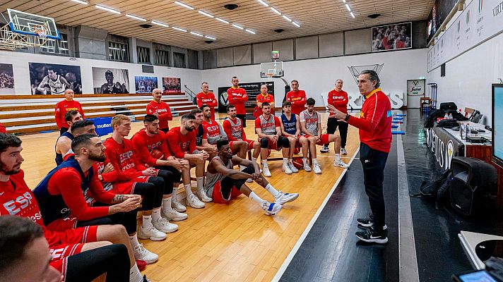 Baloncesto en RTVE - Sergio Scariolo trabaja con la selección en Bolonia