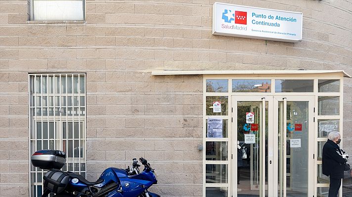 Telediario 1 - Empieza la atención por videollamada en urgencias en Madrid