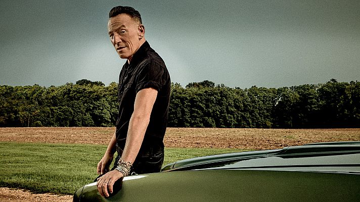 Telediario 1 - Bruce Springsteen publica 'Only the strong survive'