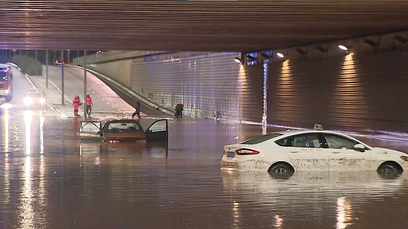 Las fuertes lluvias golpean Castelln y provocan inundaciones en toda la Comunidad Valenciana