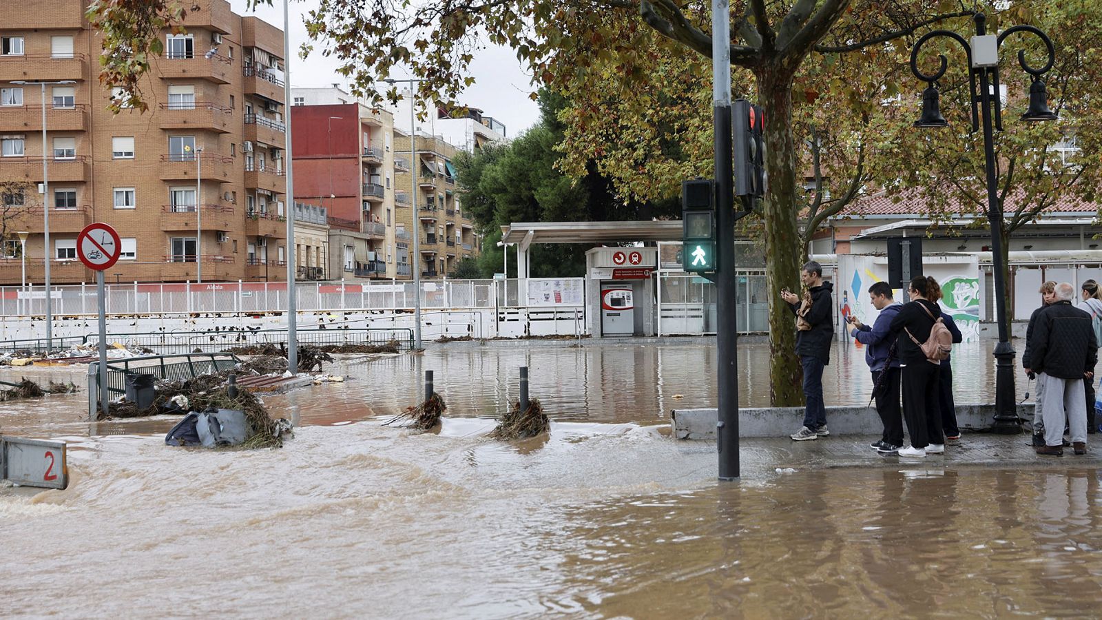 Telediario 1 en cuatro minutos - 12/11/22 - RTVE.es