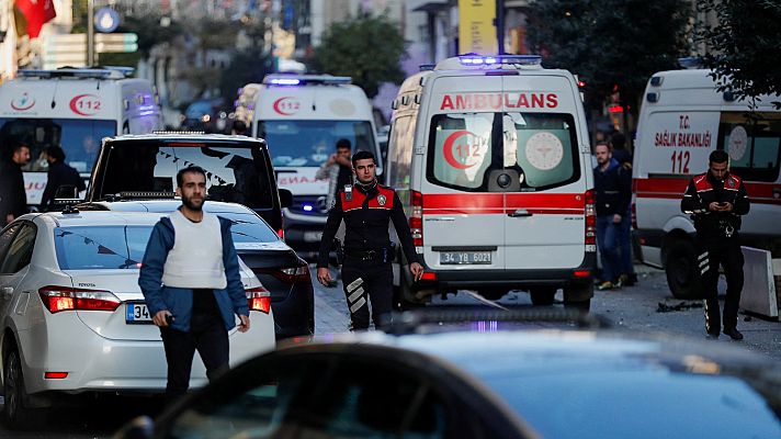 Telediario Fin de Semana - Una explosión en una calle céntrica de Estambul causa varias víctimas
