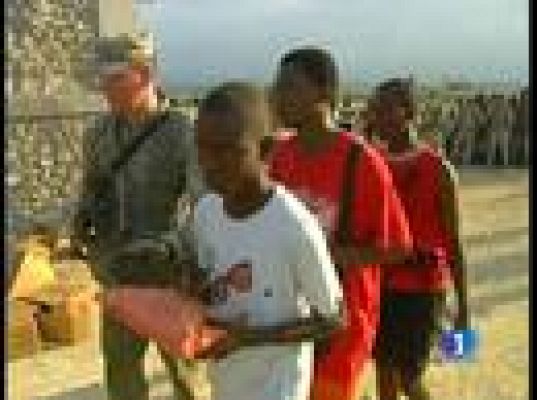 Ayuda llega a la población de Haití