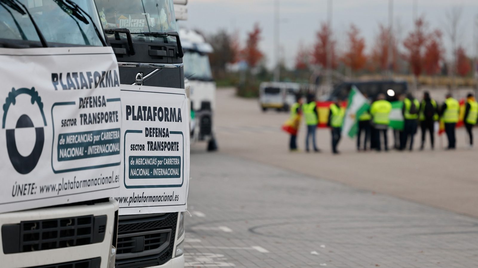 Huelga transportistas: así es conducir un camión tras la ley aprobada