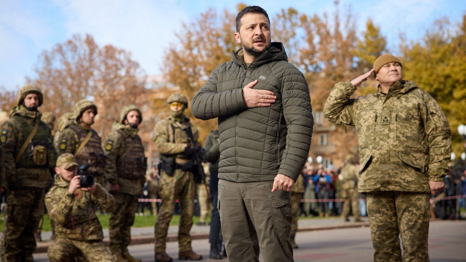 Guerra Ucrania | Zelenski se une a la celebración por la victoria en Jersón