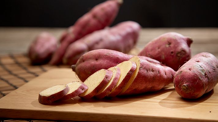 Aprendemos a cocinar batatas con Sergio Fernández