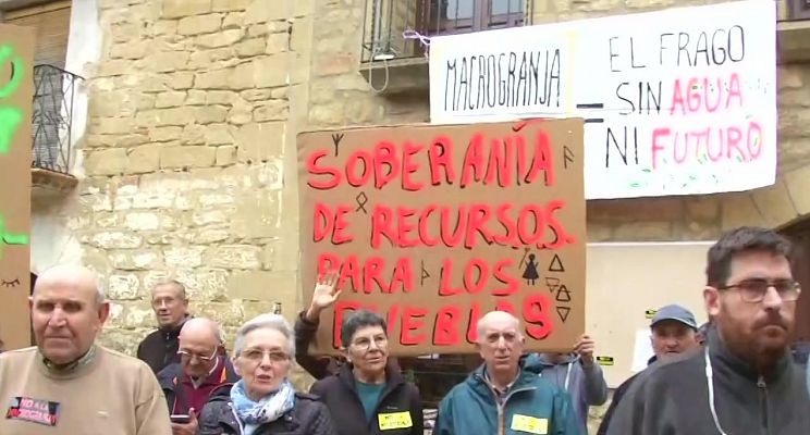 El temor de los vecinos de un pueblo de Zaragoza a quedarse sin agua por el proyecto de una macrogranja