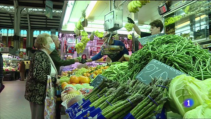 Llenar la cesta de la compra cuesta un 15% más que hace un año