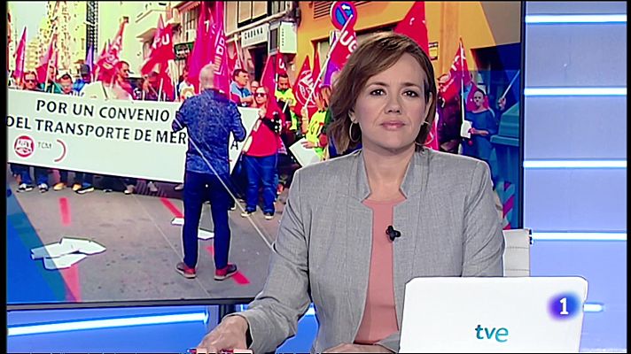 L'informatiu - Comunitat Valenciana - Els transportistes de mercaderies demanen la millora dels seus salaris