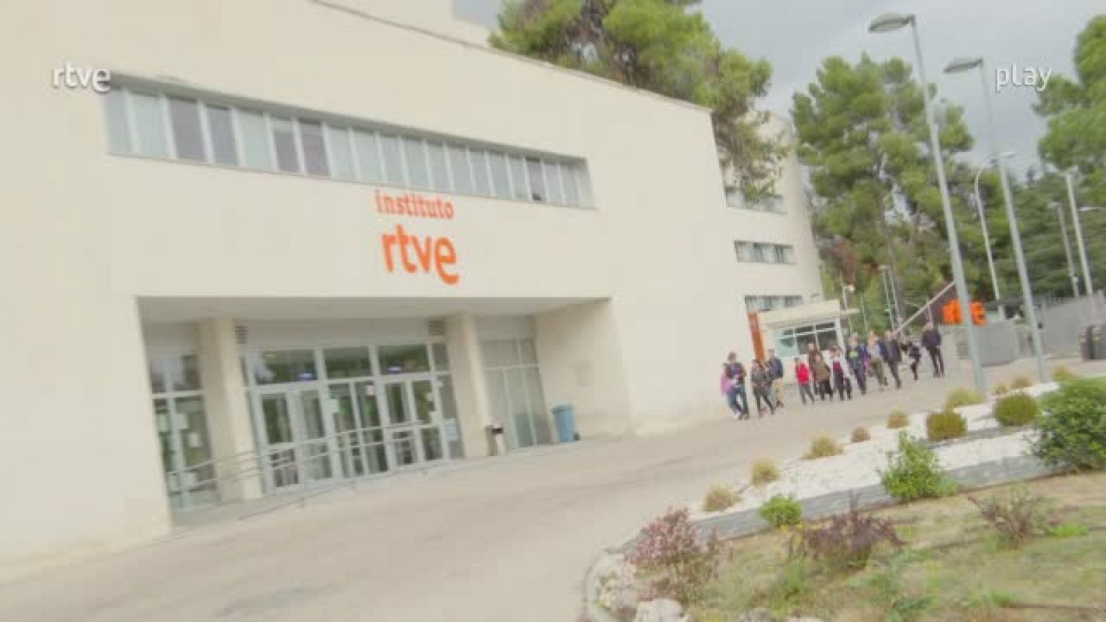Video resumen visita refugiados ucranianos al Instituto RTVE