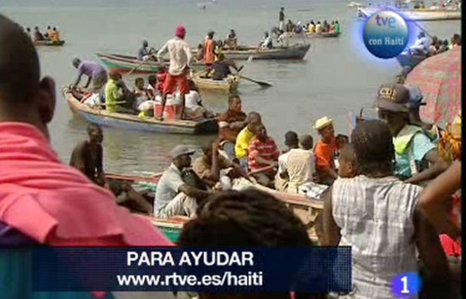Pilar Juárez es la cuarta víctima española del terremoto de Haití. Falta que llegue el informe con sus huellas dactilares, pero sus familiares han identificado su cuerpoPor otro lado, los haitianos hacen intentos desesperados por abandonar a pesar de las advertencias de EE.UU., que intentan evitar un éxodo masivo a su paísLas ONG siguen con las ayudas. En las últimas horas ha llegado un buque estadounidense que puede dar la atención de un hospital. En tierra los médicos trabajan 24 horas al día.