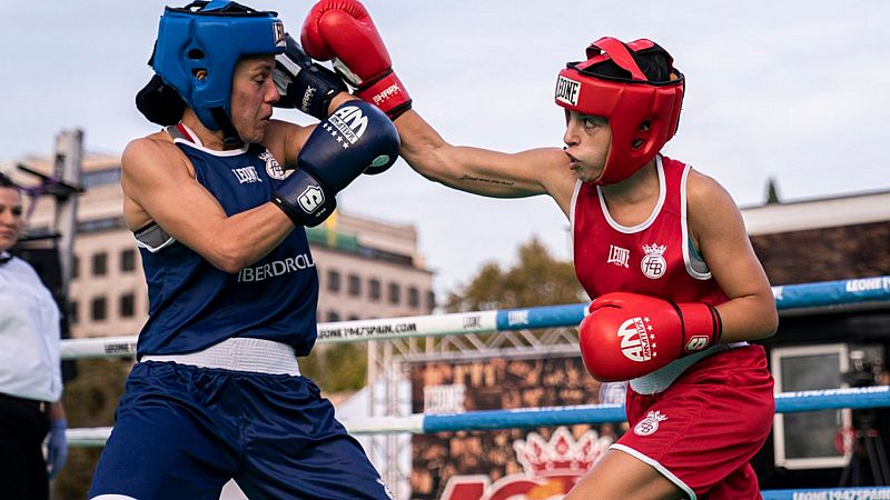 Tour Universo Mujer - 2022 - Programa 16: Tributo al boxeo femenino en la plaza de Coln - ver ahora