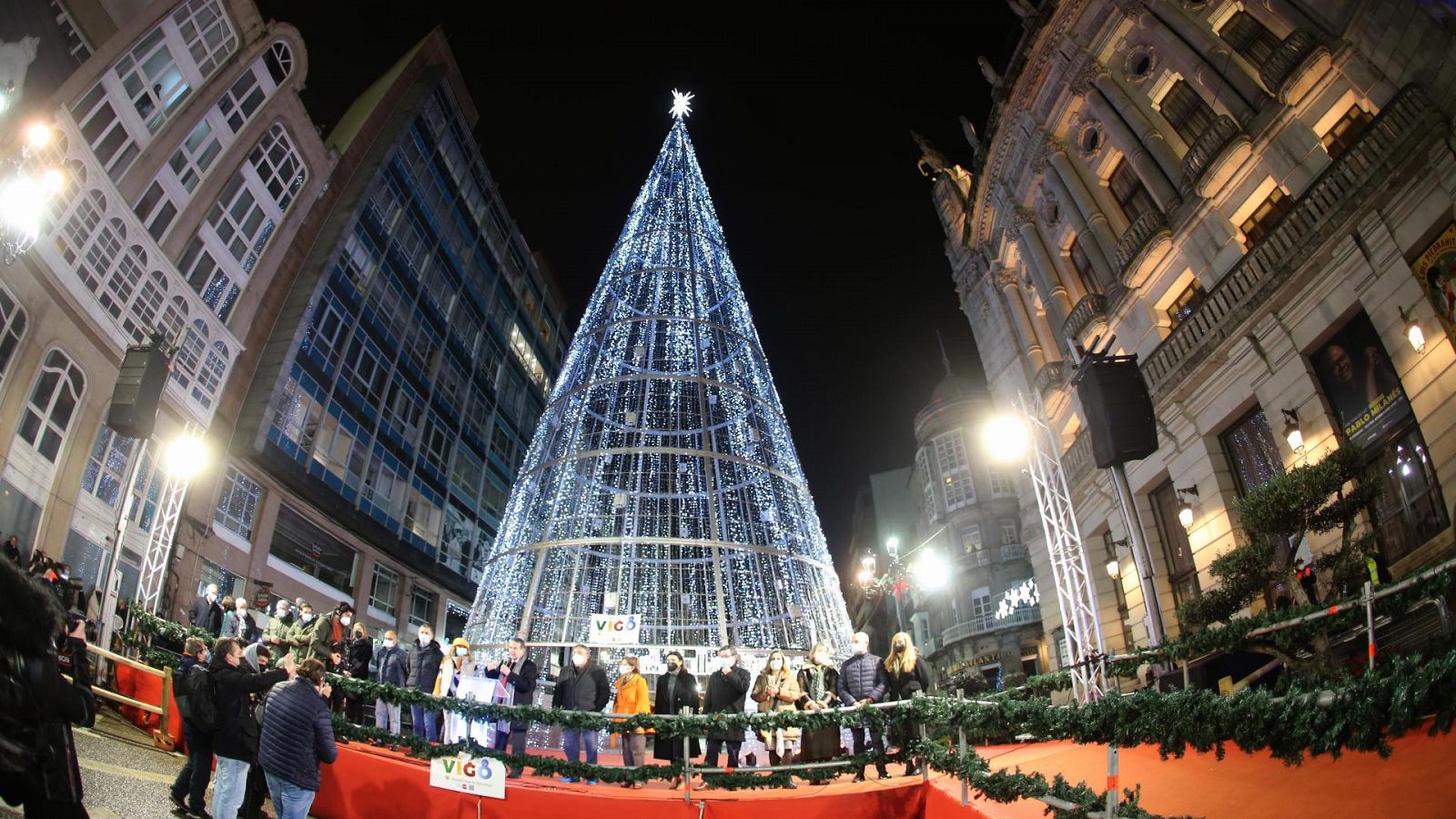 Las luces de navidad son un reclamo turístico en Vigo