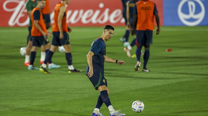 Cristiano Ronaldo, centro de todas las miradas            