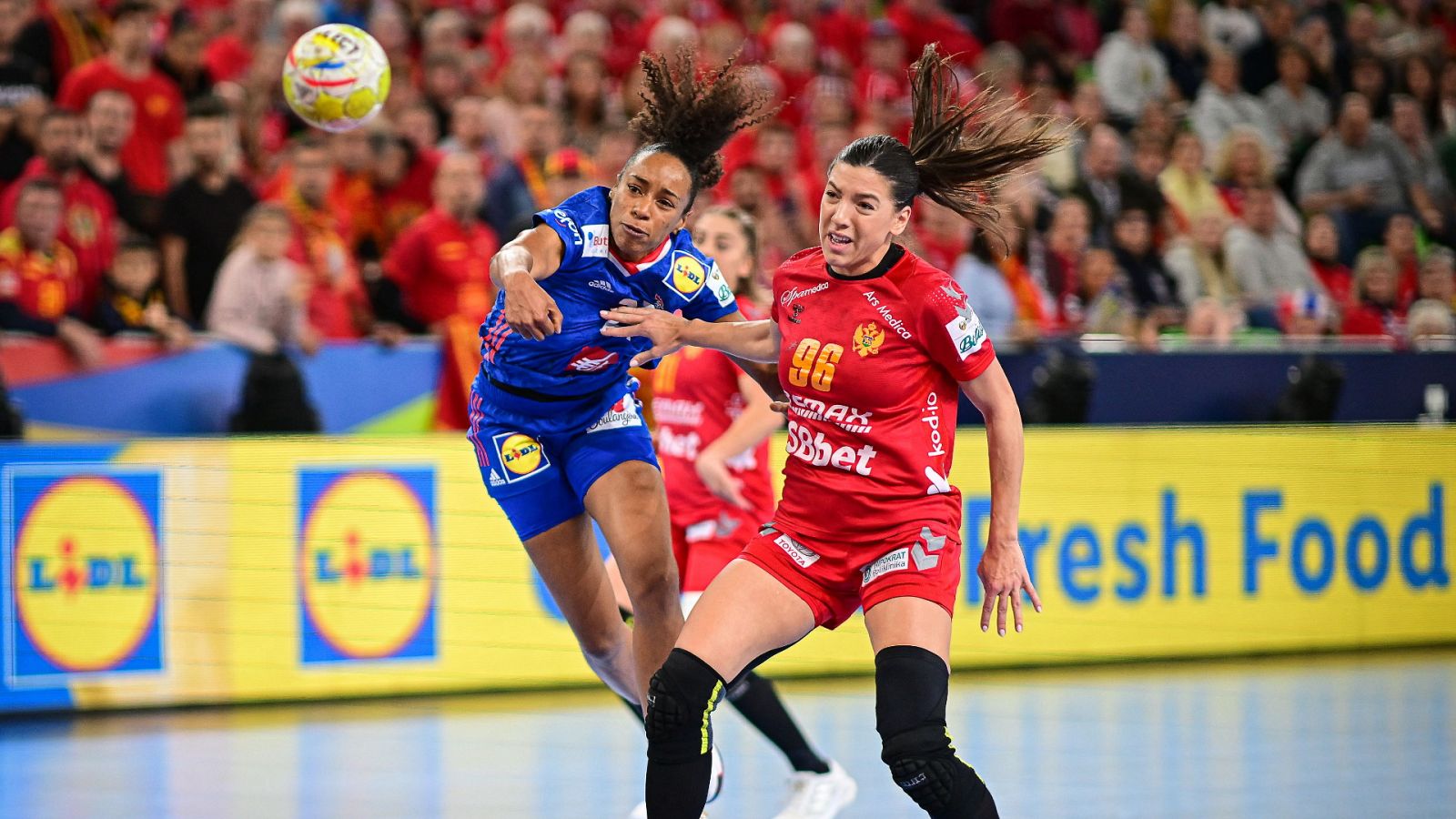 Balonmano Campeonato de Europa femenino. 3º4º puesto Montenegro