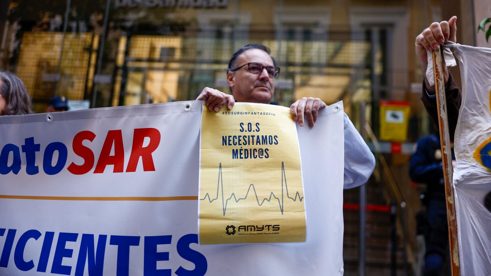 Primer día de huelga de médicos de familia y pediatras en Madrid