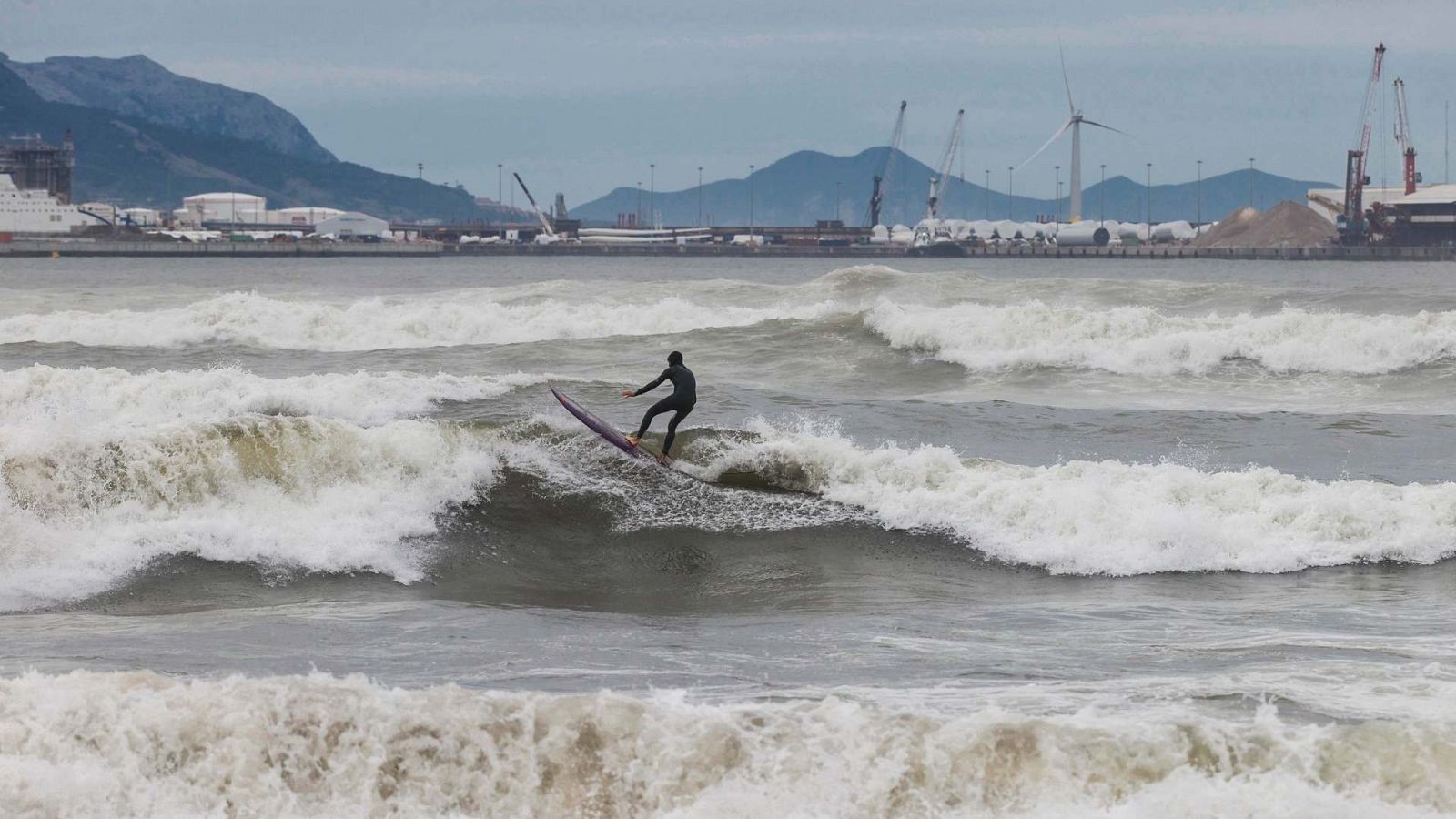 Precipitaciones en toda la Península y viento fuerte en varias regiones