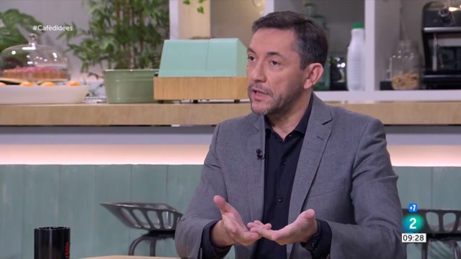 Javier Ruiz presenta 'Edificio España. El peligro de la desigualdad'