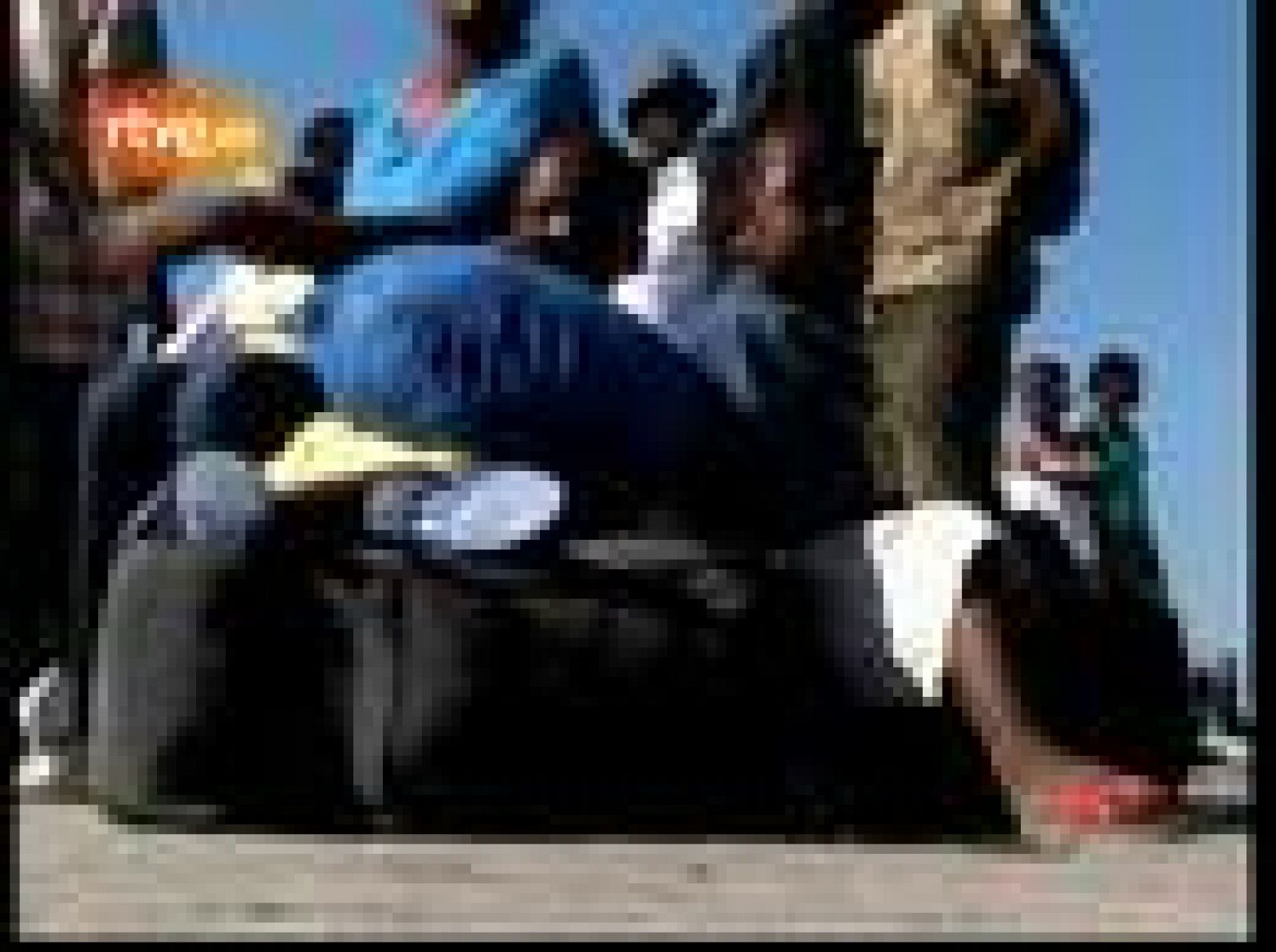 El Gobierno haitiano fleta autobuses para la huída de los sin hogar