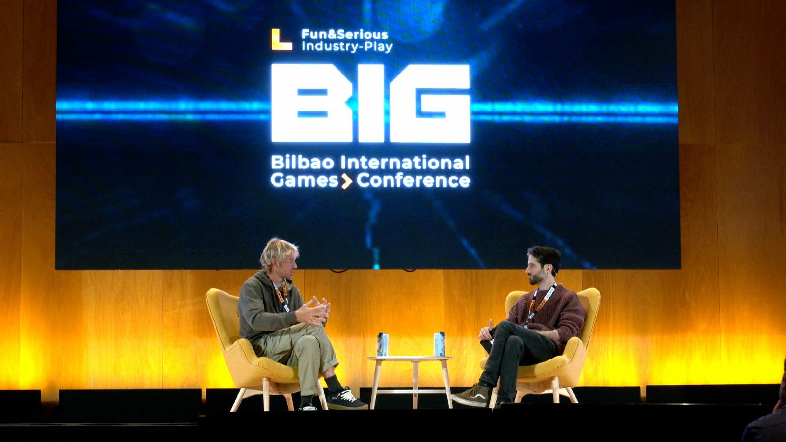 Zoom Net - IMDEA Materiales, BIG Conference (I) y móviles por menos de 200 - ver ahora